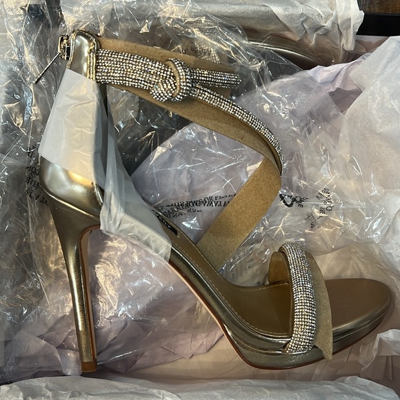 Nine West Lavern Women's Strappy Rhinestone Dress Sandals - Picture 8 of 9